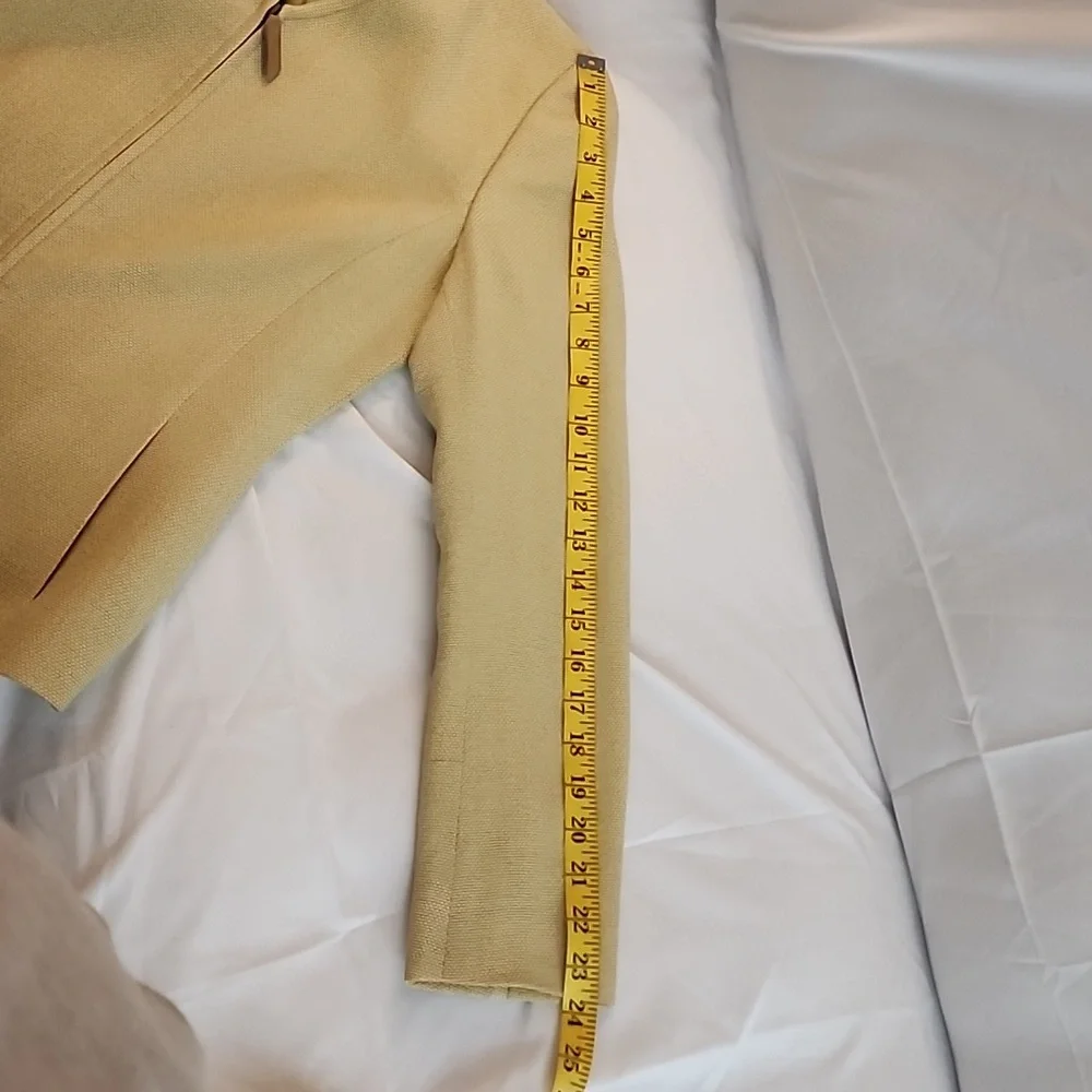 Akris Yellow Partial Wool Zip Up Office Attire Textured Blazer Size 4